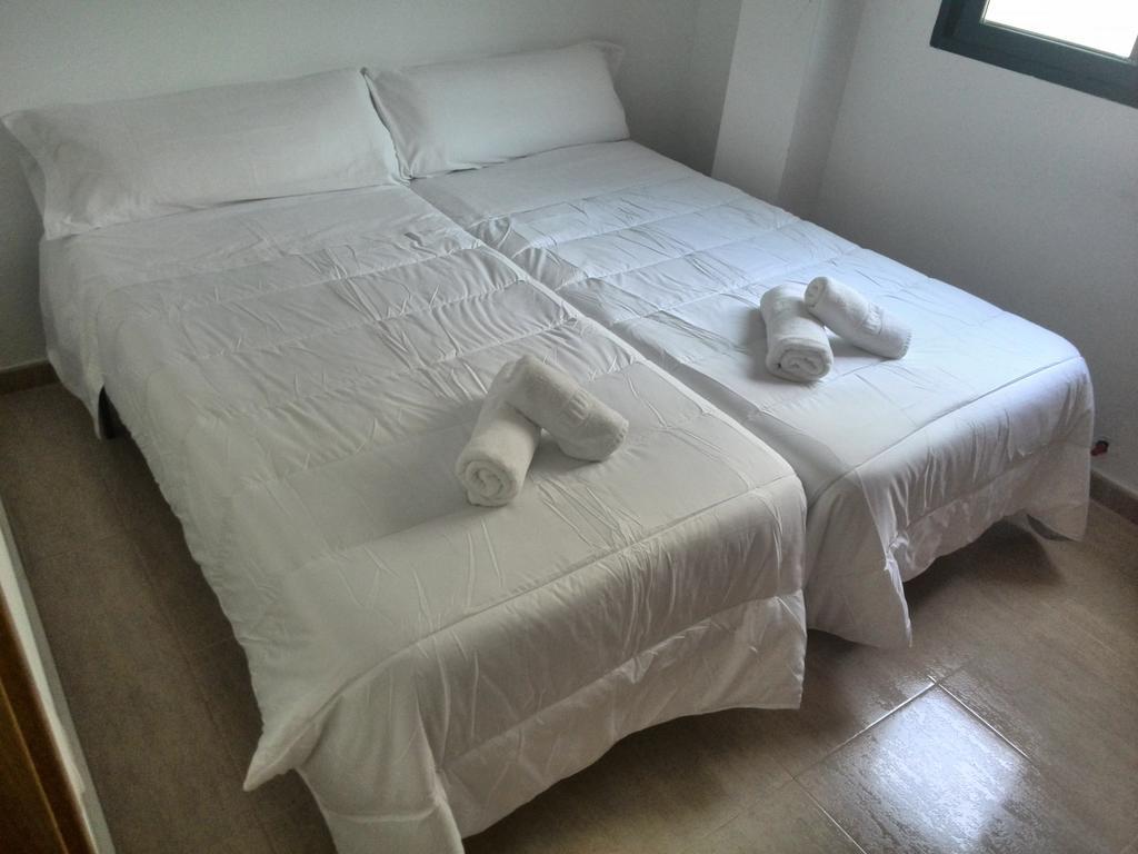 Apartamentos H3 Belman Playa Дения Номер фото